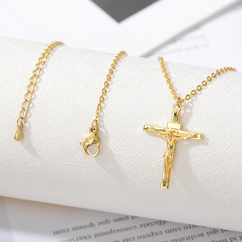 Stainless Steel Cross Pendant Necklace gold/platinum