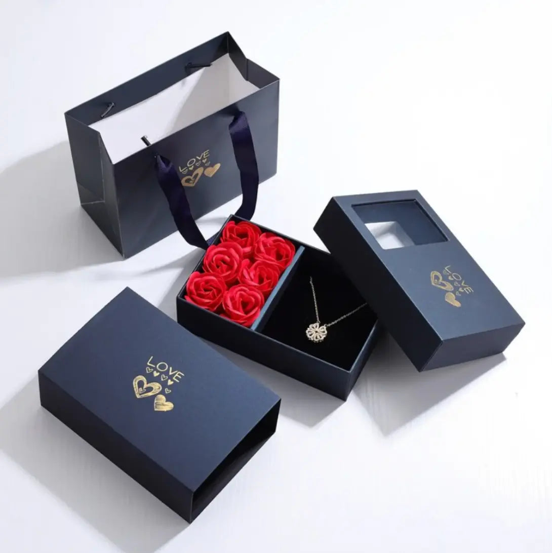 lucky necklace including gift box with roses