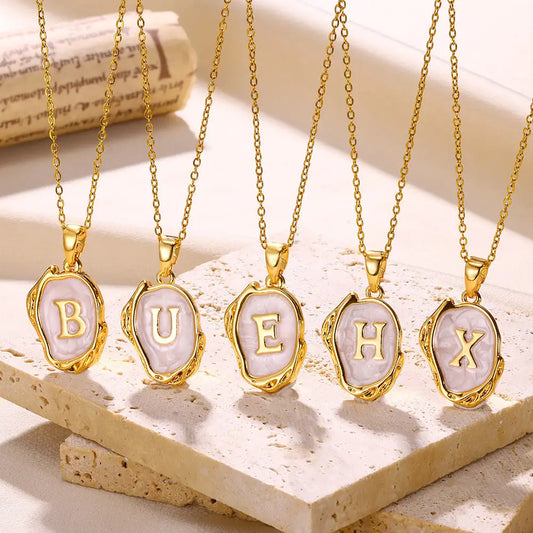 Letters Dimensional Necklace gold/platinum