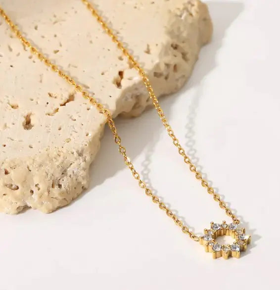 INS Style Pendant Necklace